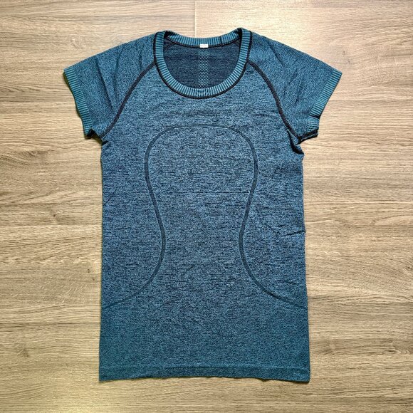 Lululemon Women's Swiftly Tech Short Sleeve Crew - Blue/Black - Picture 2 of 7